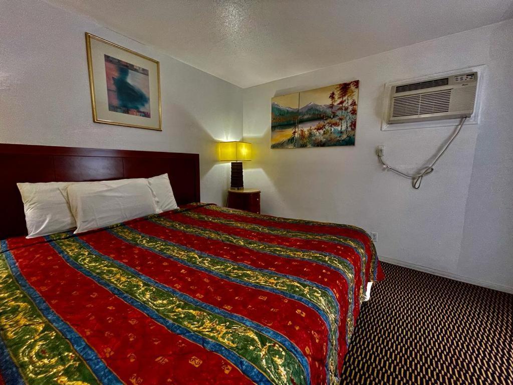 Desert Inn Mojave Exterior photo