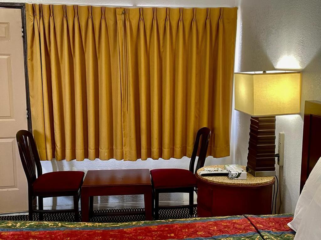 Desert Inn Mojave Exterior photo